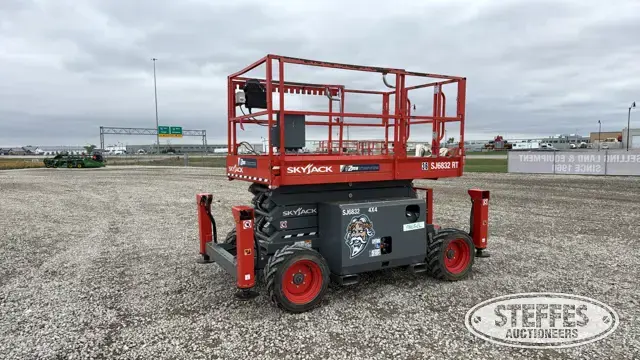 2022 SkyJack SJ6832RT