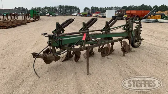 Oliver 548