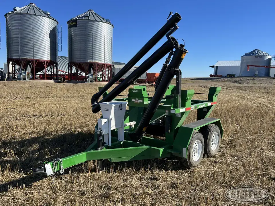 Hitch Doc HSC2000 Bulk Seed Tender Trailer