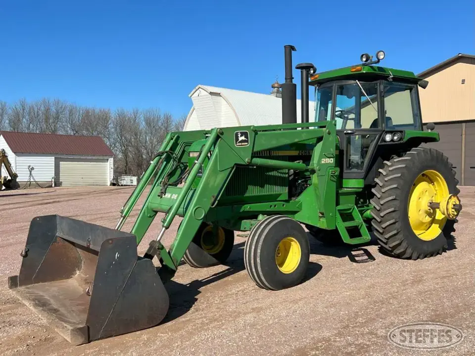 1984 John Deere 4650 2WD Tractor