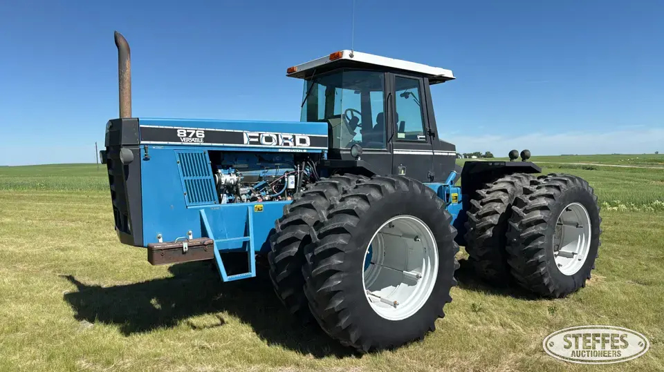 1991 Ford Versatile 876 Designation 6 4WD Tractor