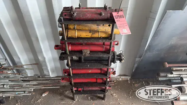 (17) Hyd. cylinders