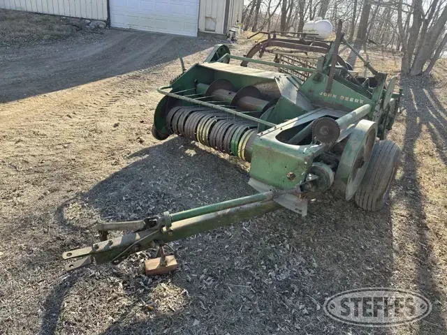 John Deere 14T