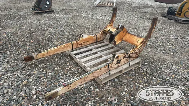 Bobcat skid steer loader arms
