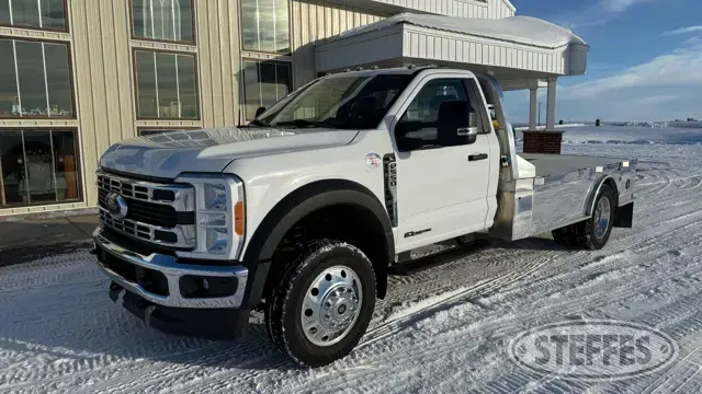 2023 Ford Super Duty F-550 XL