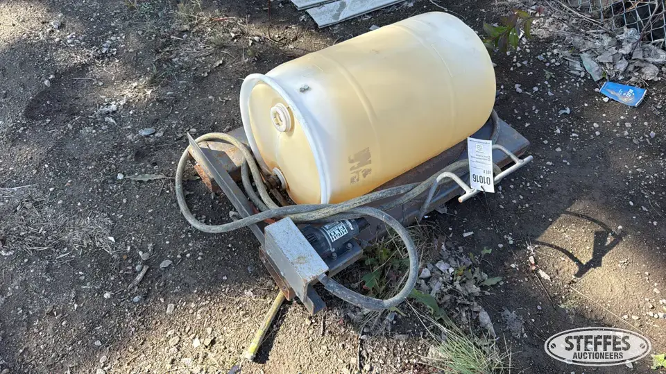 Shop-built sprayer Lawn Sprayers and Spreader