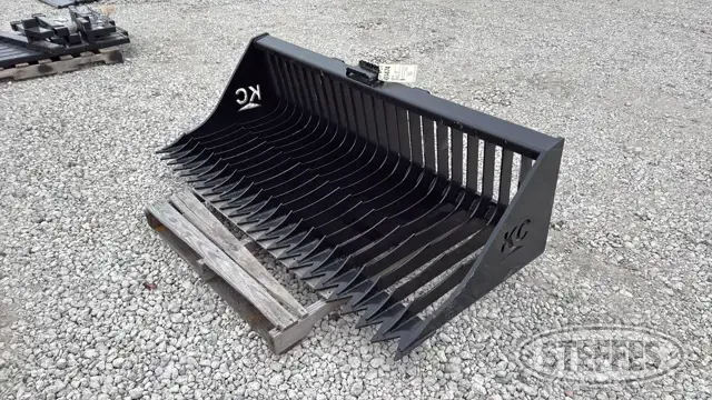 KC skid steer skeleton bucket