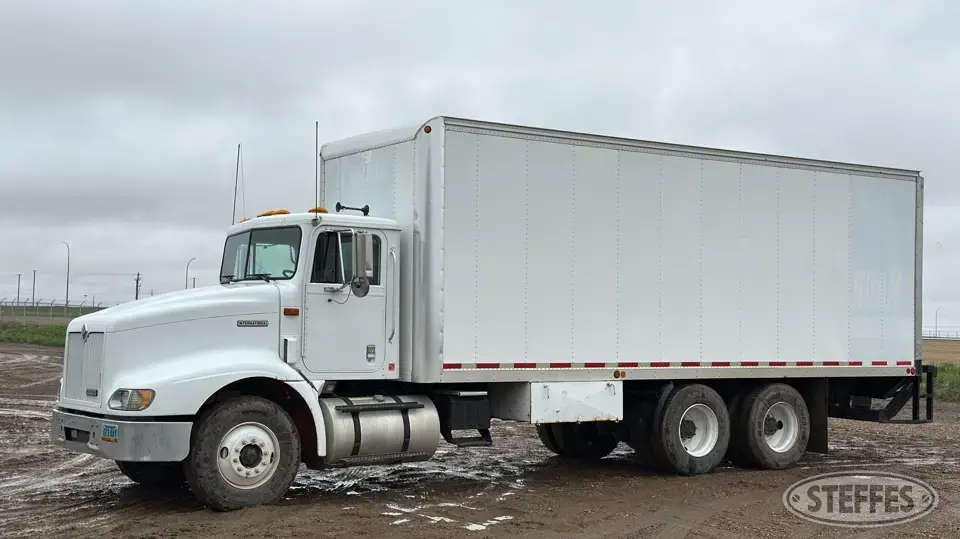 1999 International 9100 Tandem Boxed Truck