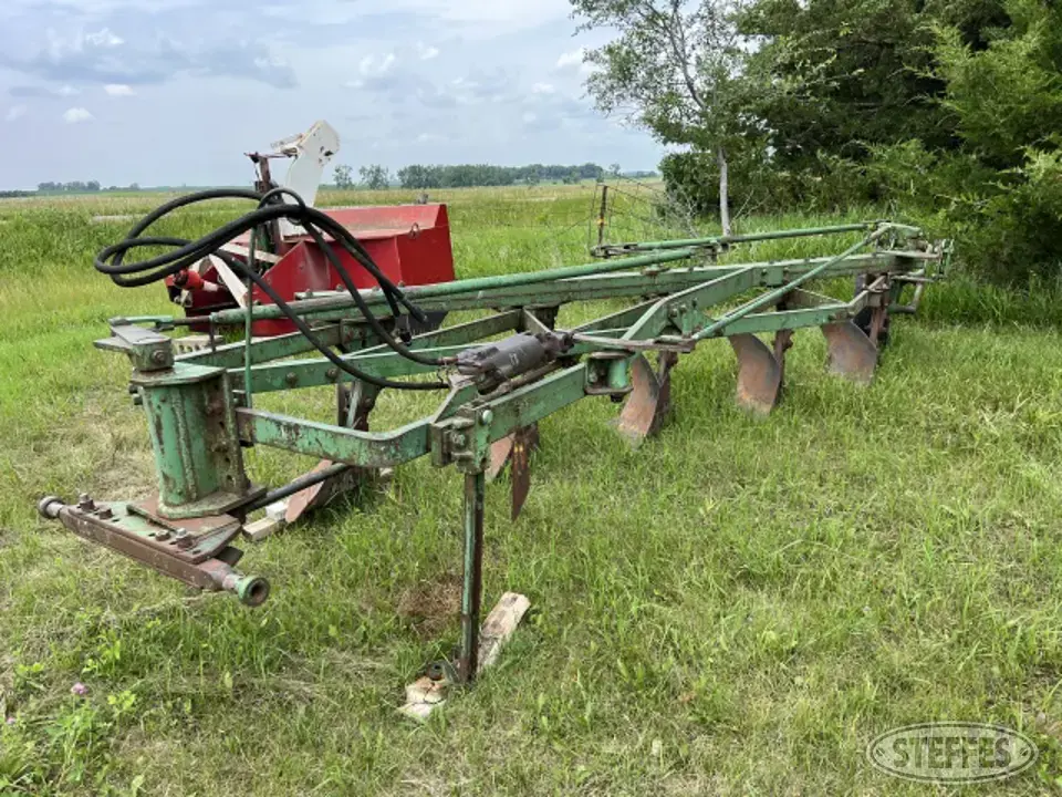 John Deere Cable Plow