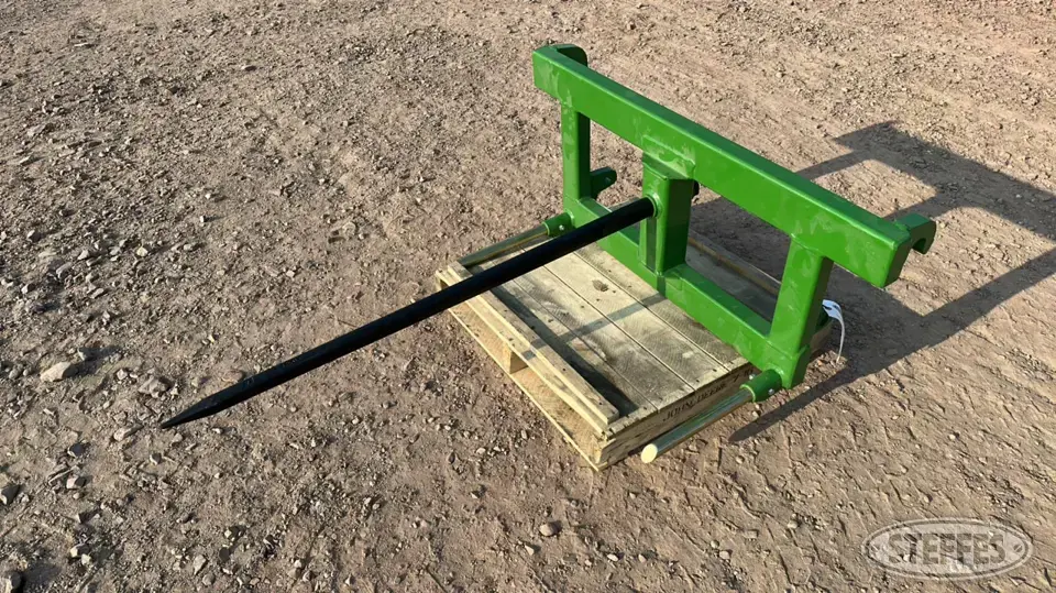 MDS 5200G Tractor Loaders and Attachment
