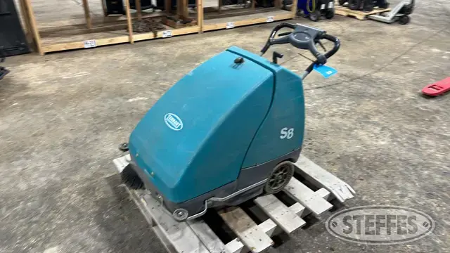 Tennant S8