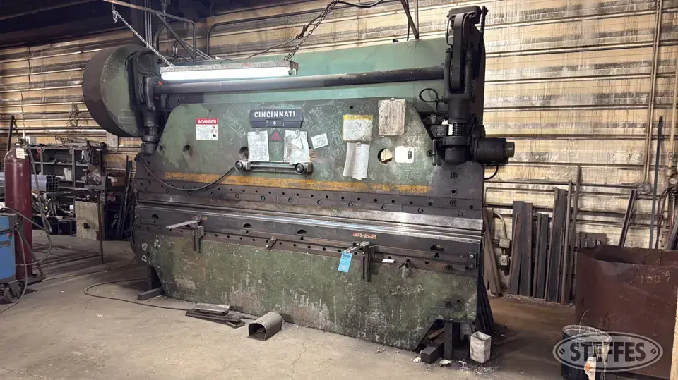 Cincinnati press brake Machine Tool