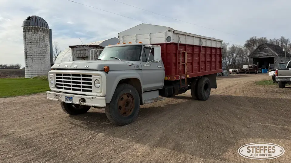 Ford F600 Grain Truck
