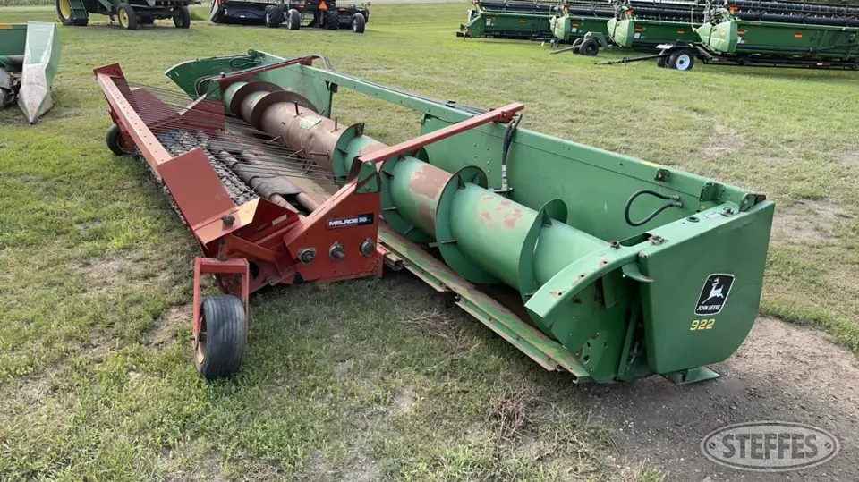 1991 John Deere 922 Pickup Head