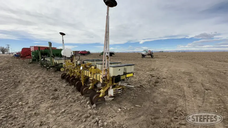 Buffalo 630 Less Than 12 Row Planter