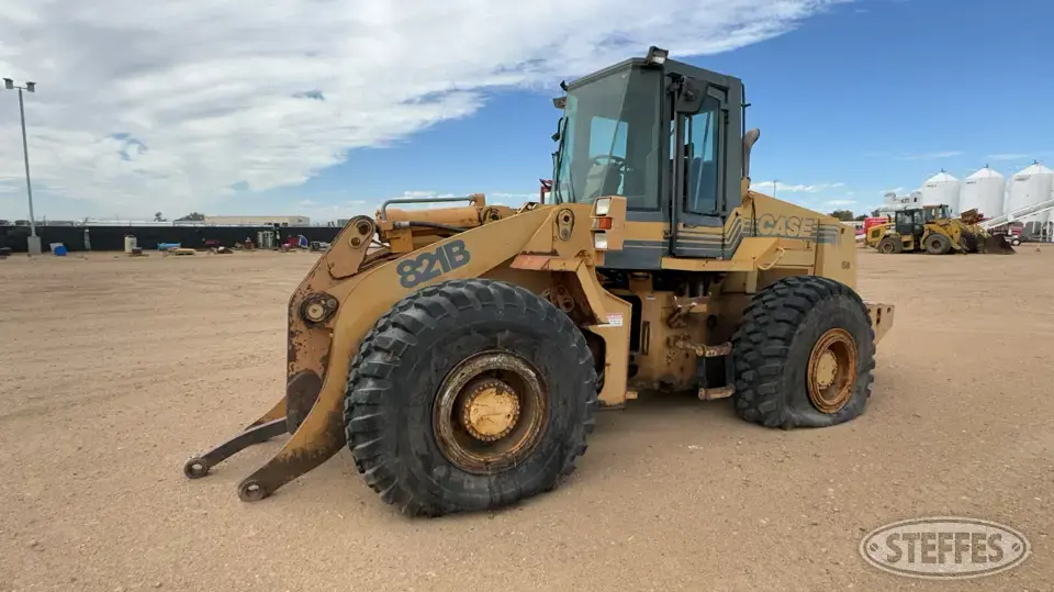 1996 Case 821B Wheel Loader