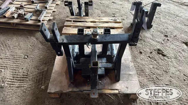 John Deere 5000 Series receiver hitch