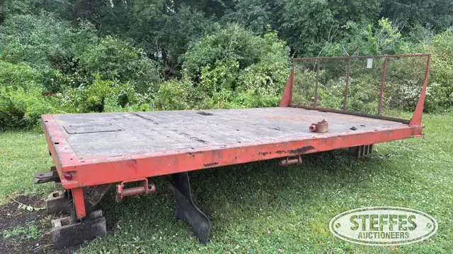 Flatbed