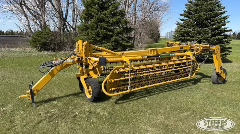 2019 Vermeer R2800 Rake