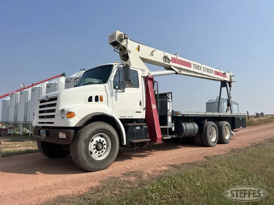Terex-RO TC3874 on 1999 Sterling Boom Truck