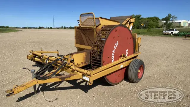 Haybuster H-106