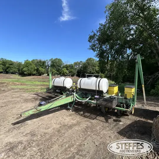 John Deere 7000 Less Than 12 Row Planter