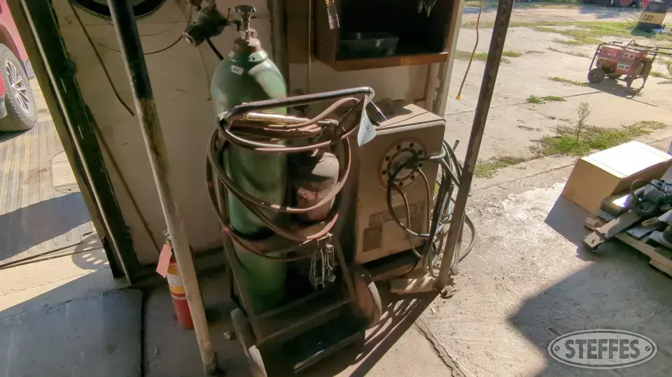 Hobart TLF-182 Welding