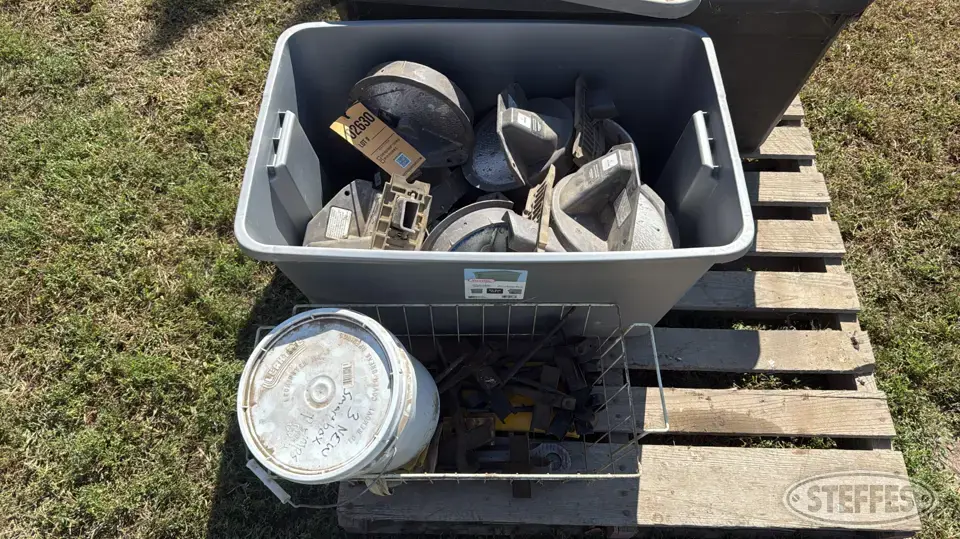 John Deere/Kinze planter parts Ag Equipment Part