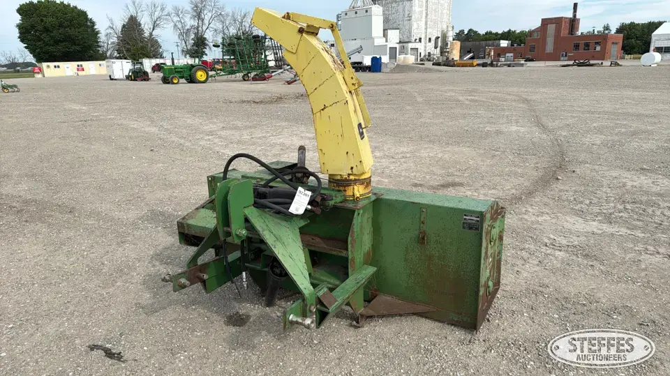 John Deere 270 3 Pt. Snowblower