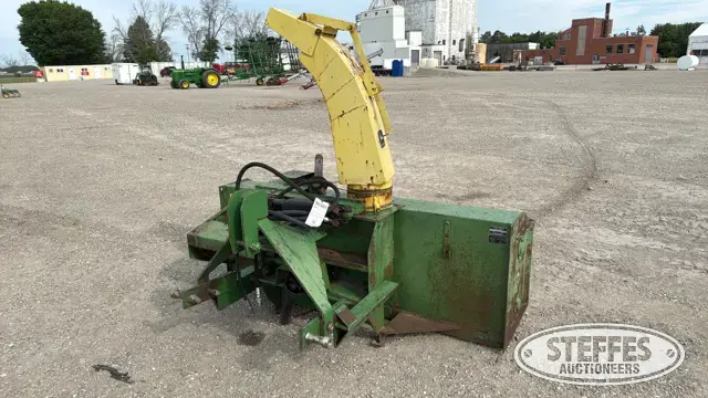 John Deere 270