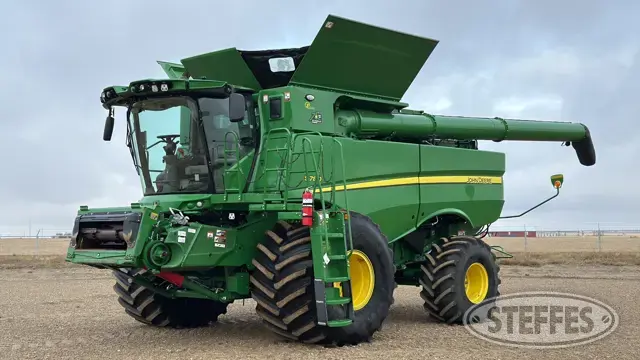 2022 John Deere S780