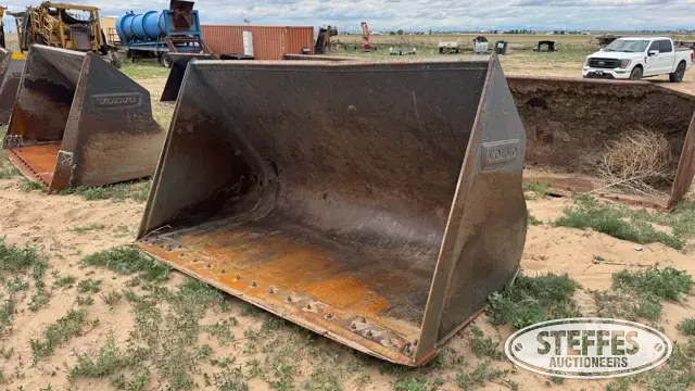 Volvo wheel loader bucket