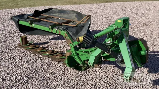 2011 John Deere 265