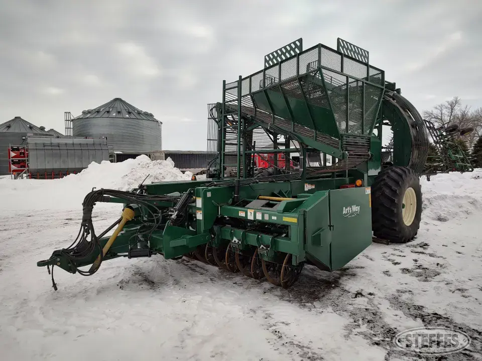 2010 Artsway 6812A Sugarbeet Harvester