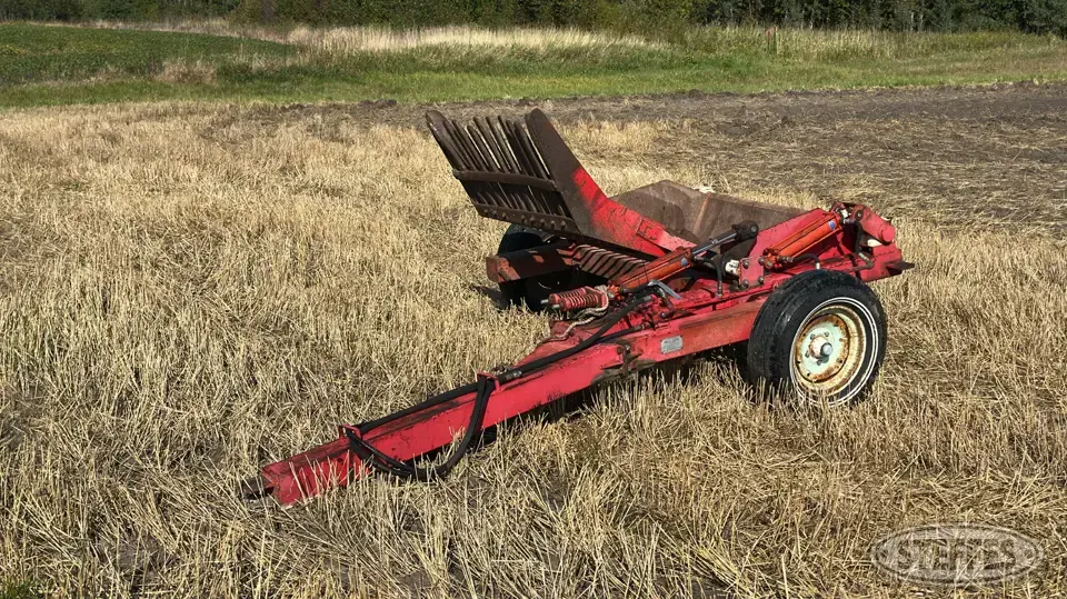 Mel-Cam 410 Rock Picker