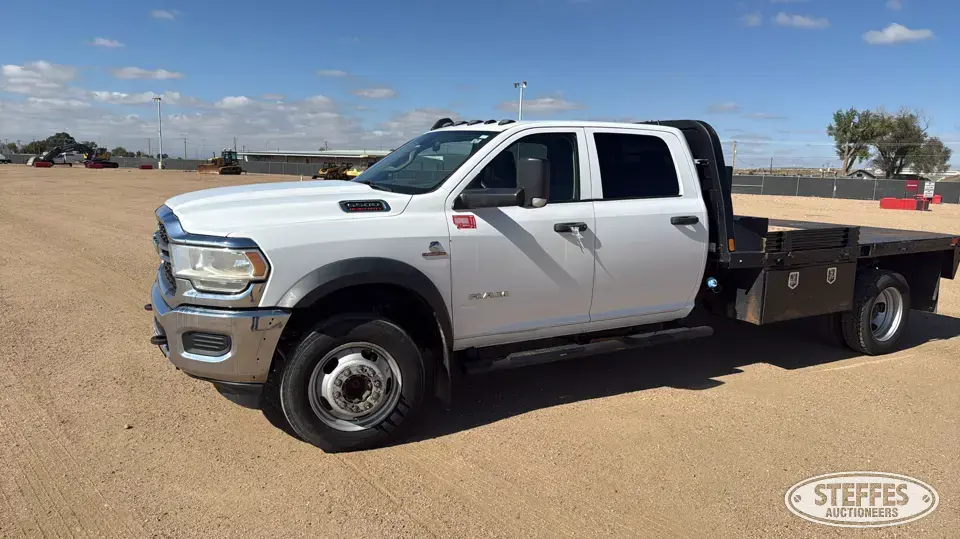 2020 Ram 5500HD Flatbed Truck