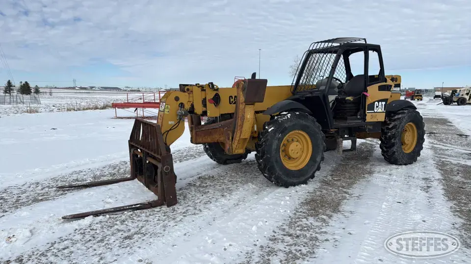 2005 CAT TH460B Telescopic Forklift