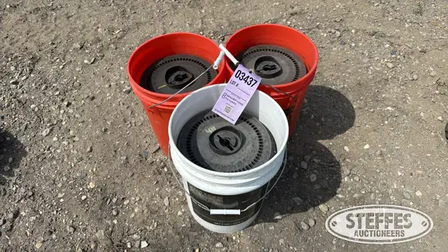 (48) Precision Planting plates