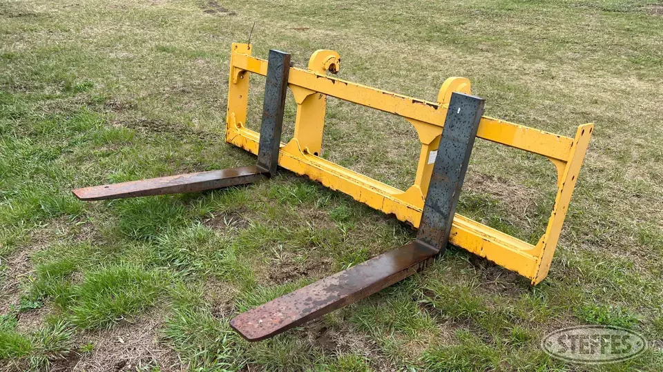 John Deere Worksite Pro Loader Attachment