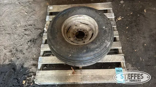 11L-15 tire