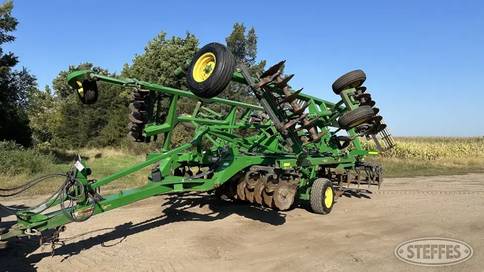 2013 John Deere 2720 Ripper