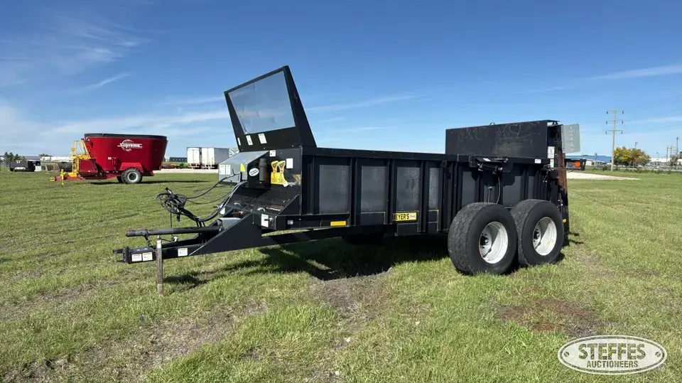 2014 Meyer's VB440 Manure Application Equipment