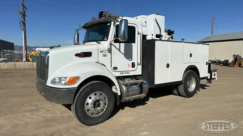 2020 Peterbilt 337 Service Utility Truck