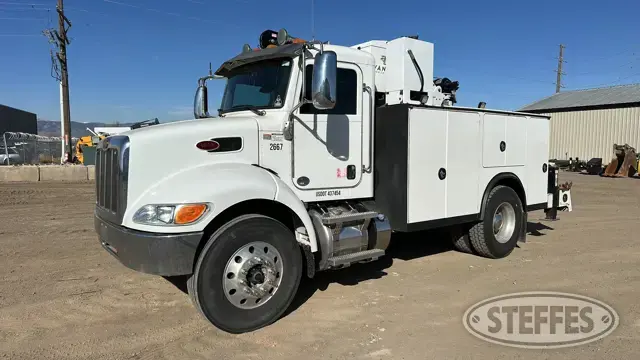 2020 Peterbilt 337