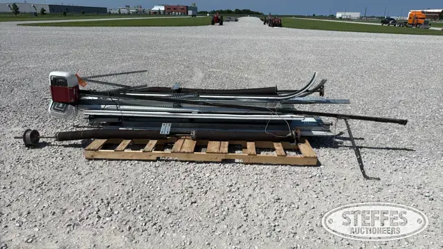 8’ Garage door
