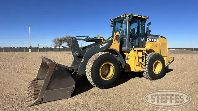2016 Deere 624K