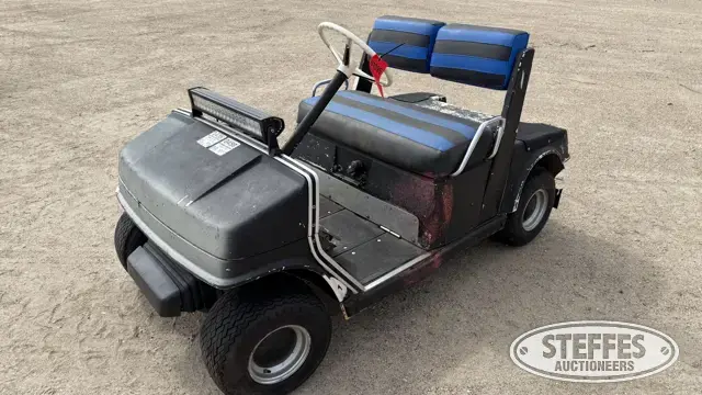 Yamaha golf cart