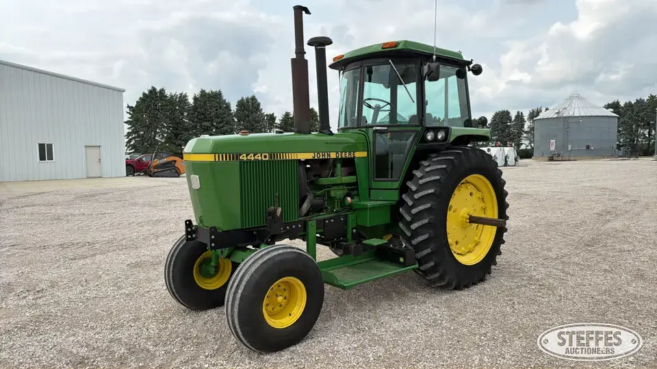 1982 John Deere 4440 2WD Tractor