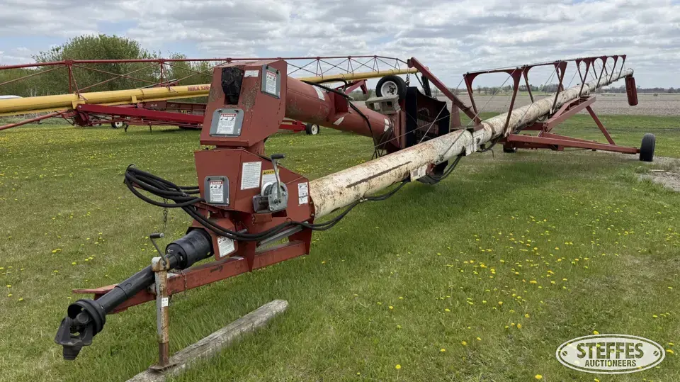 Feterl 1292 Swing Hopper Auger