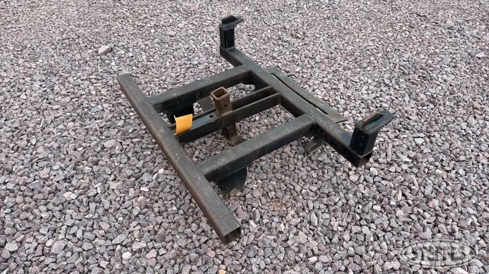 Shop-built wheel loader head mover Loader Attachment